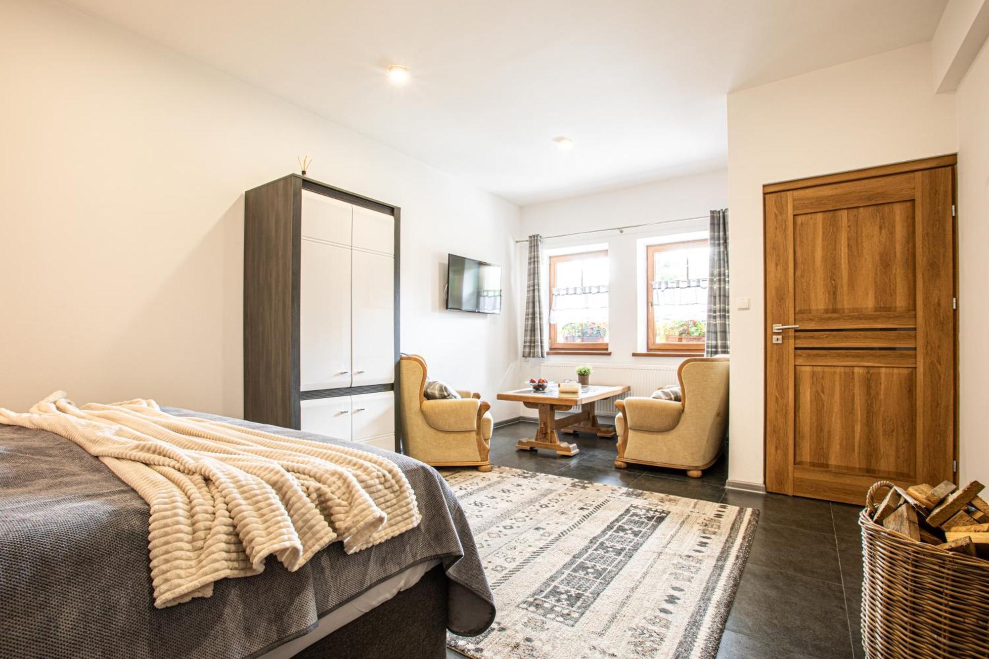 Apartament Nad Stawem ザコパネ エクステリア 写真