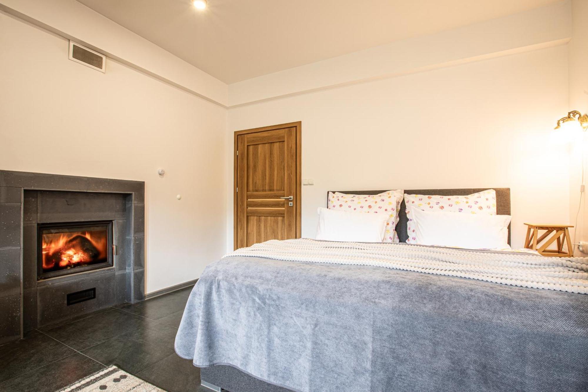 Apartament Nad Stawem ザコパネ エクステリア 写真